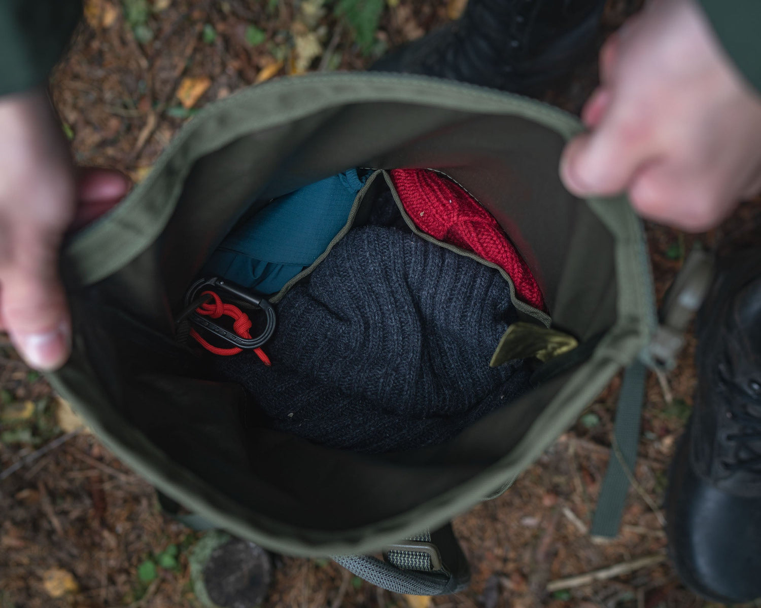 Hatka 12L backpack