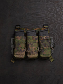 Savotta Varjelus PALS placard with Savotta open top mag pouches AR15-AK attached