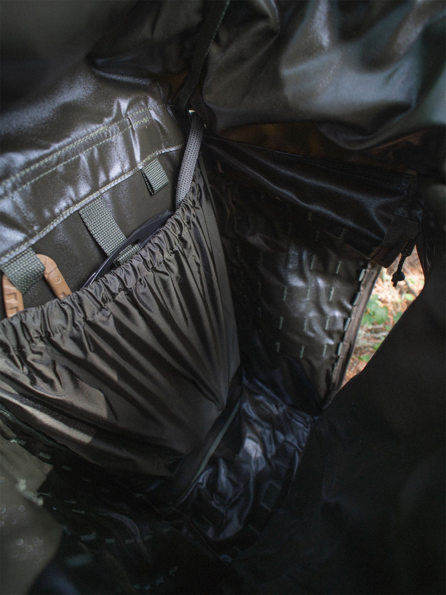 Inside view of the Savotta Kantamus 60L backpack, highlighting the inside bladder pocket